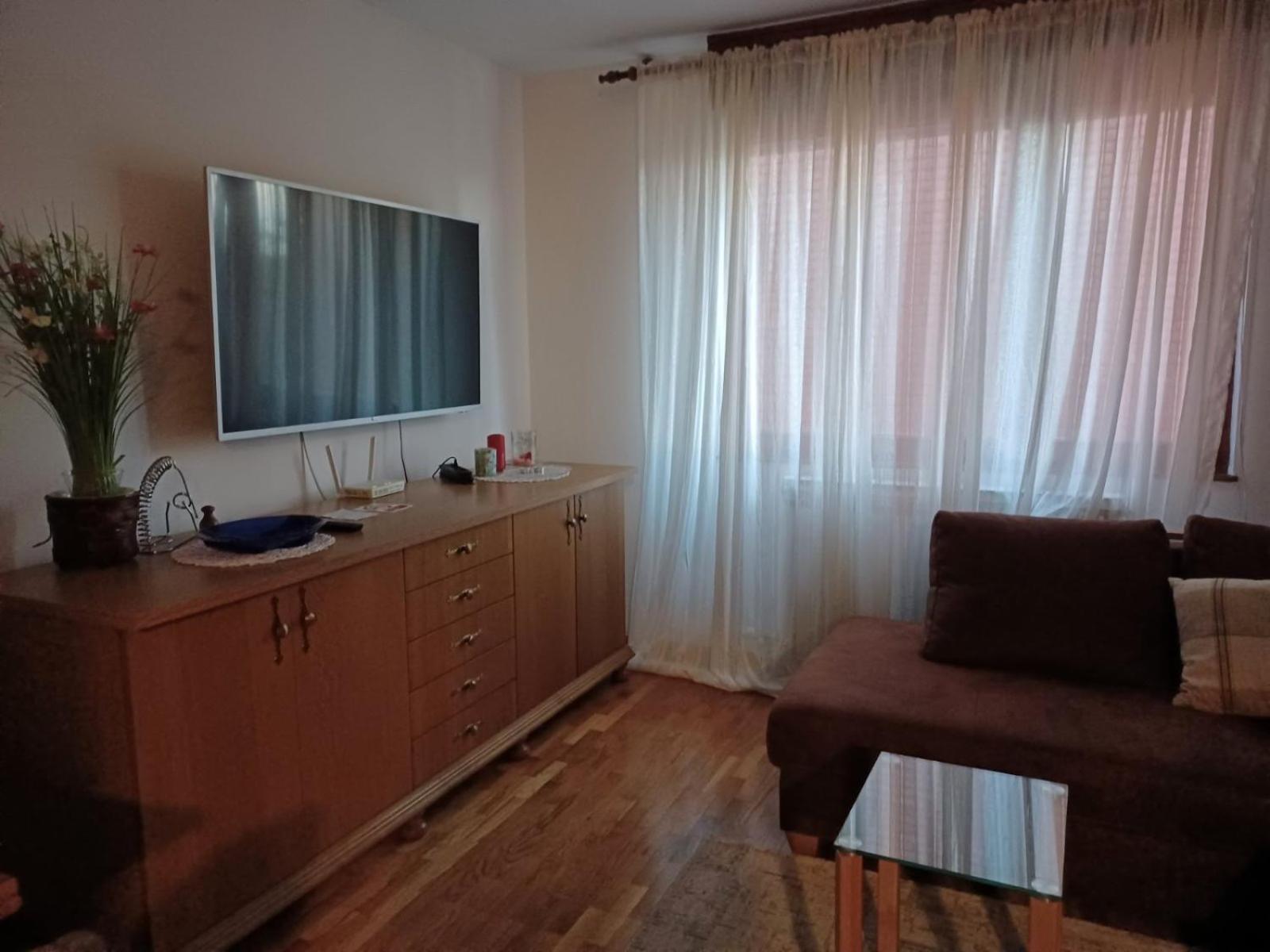 Walk Apartment Вуковар Экстерьер фото