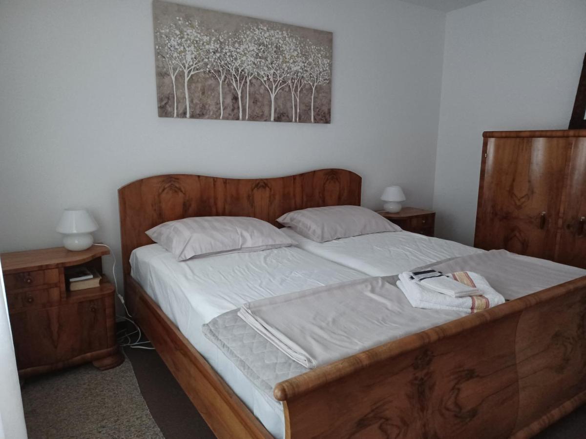 Walk Apartment Вуковар Экстерьер фото
