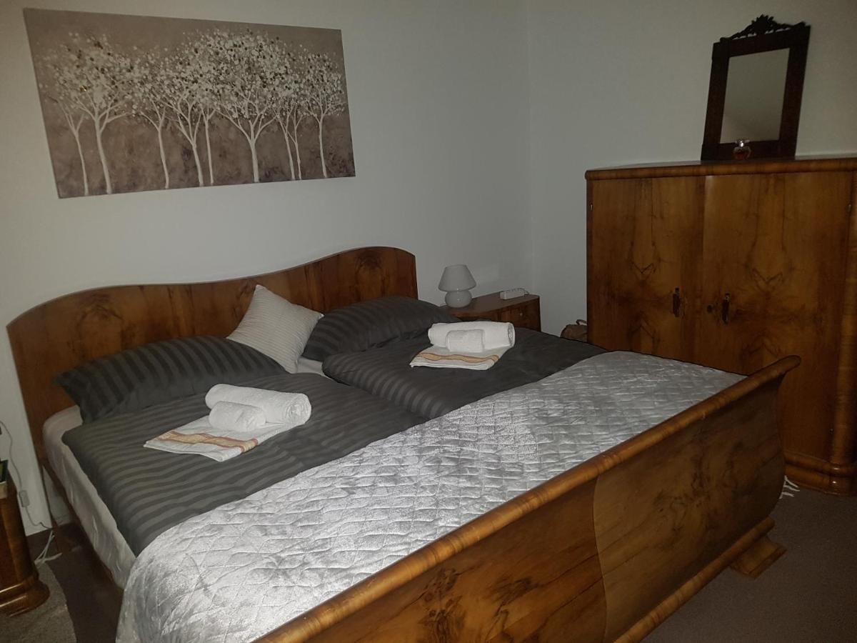 Walk Apartment Вуковар Экстерьер фото