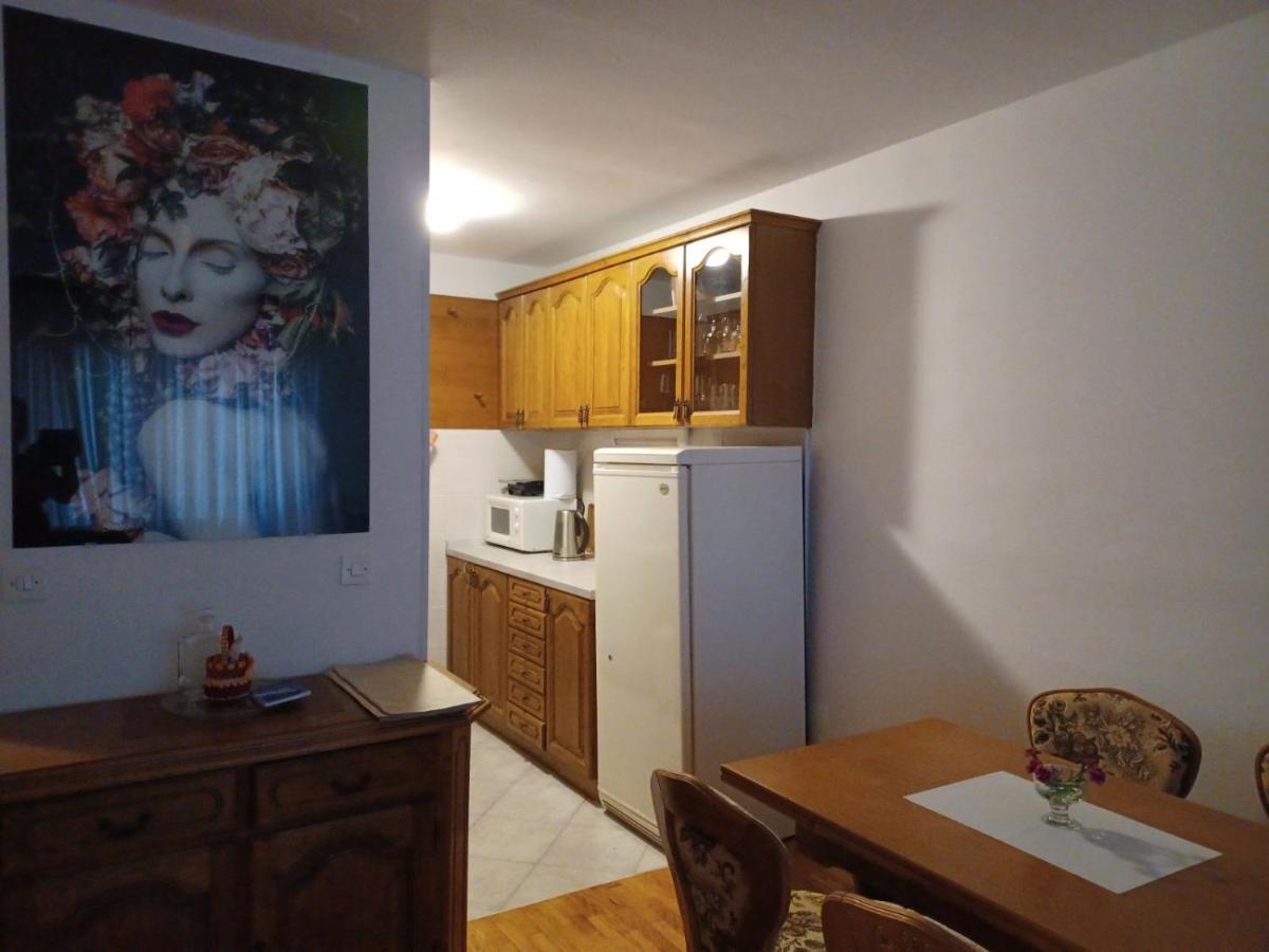 Walk Apartment Вуковар Экстерьер фото